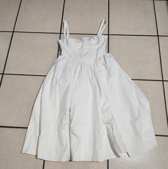 House of CB Kelly dress. SzL+